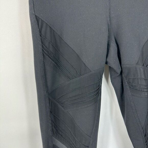 Alo Black Leggings High Rise Sheer Mesh Legs Pin Tuck Size XS Inseam 28" - Picture 9 of 12